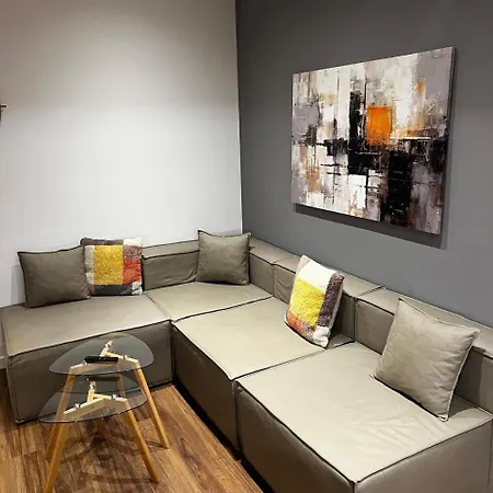 Luxe Haven New Bazzar 5 Tirana