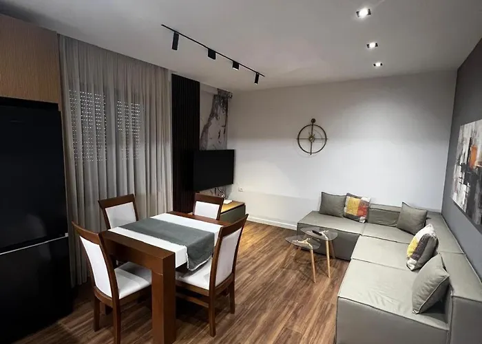 Luxe Haven New Bazzar 5 Lägenhet