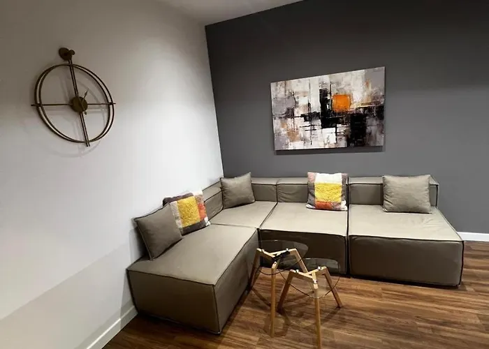 Luxe Haven New Bazzar 5 Lägenhet Tirana